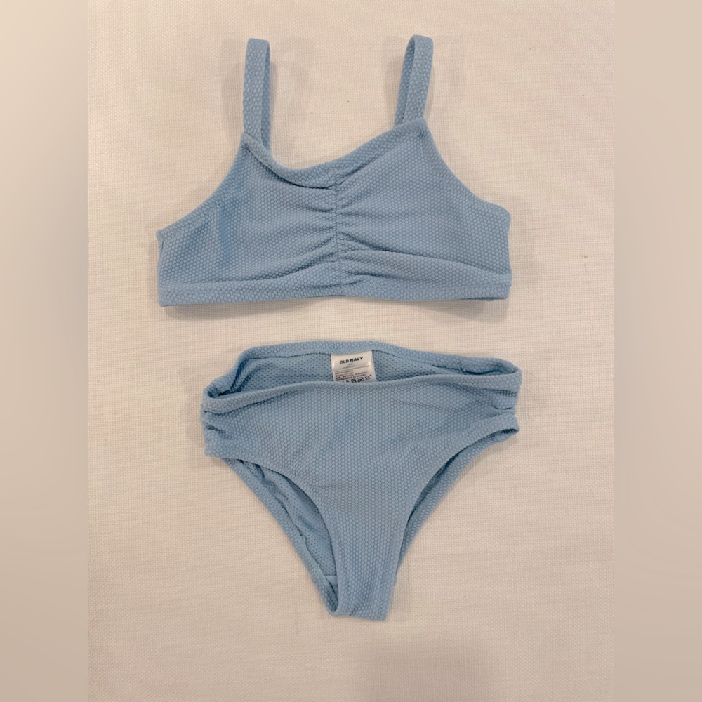👙 Old Navy Sky Baby Blue Textured Bikini for Girls size 4T! Perfect for summer!